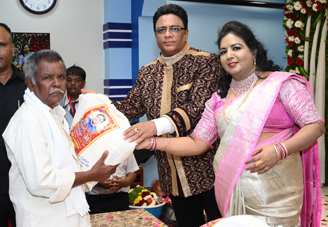 Bro Andrew Richard celebrates his 60th Birthday with grandneur amidst a large number of devotees here on Sunday, 16th, 2023, at Grace Ministry Prayer Centre Budigere in Bangalore with a myriad of wishes.